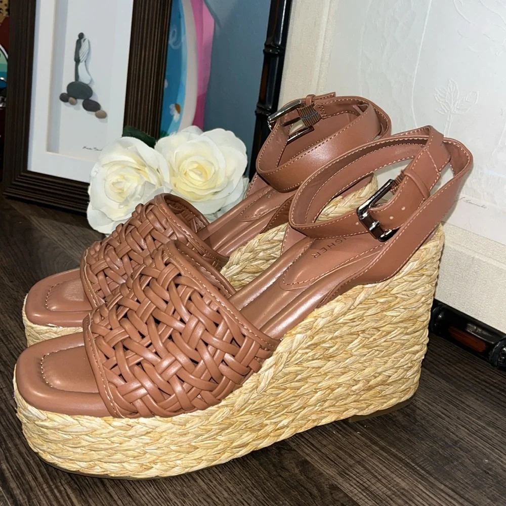 Marc Fisher Women's Godina Espadrille Square Toe Woven Wedge Sandals NWOB sz 10M